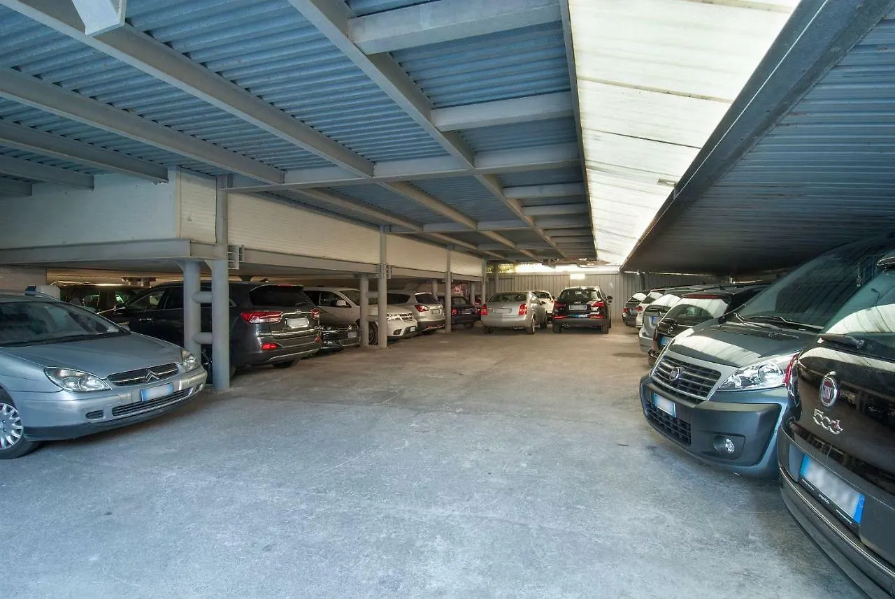רימיני Hotel Helios
