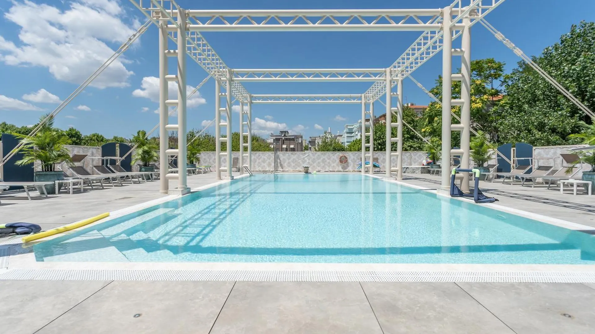 Hotel Helios Rimini 4*,